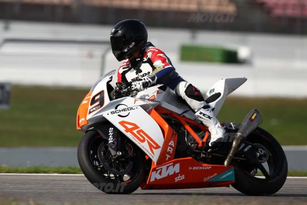 KTM RC8 Factory   (13)