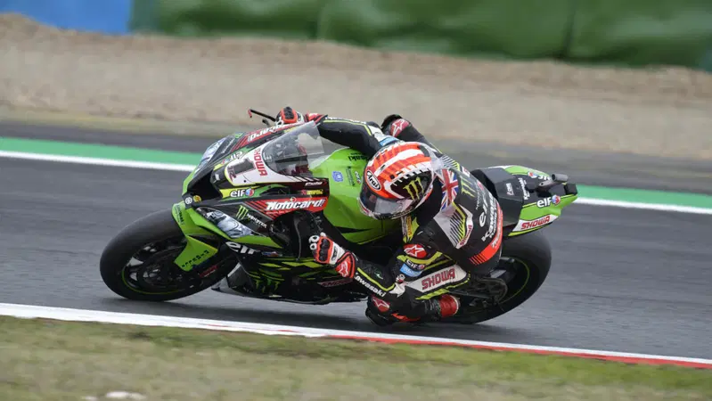 SBK 2019 in Francia - Jonathan Rea conquista Gara2 e il quinto Mondiale
