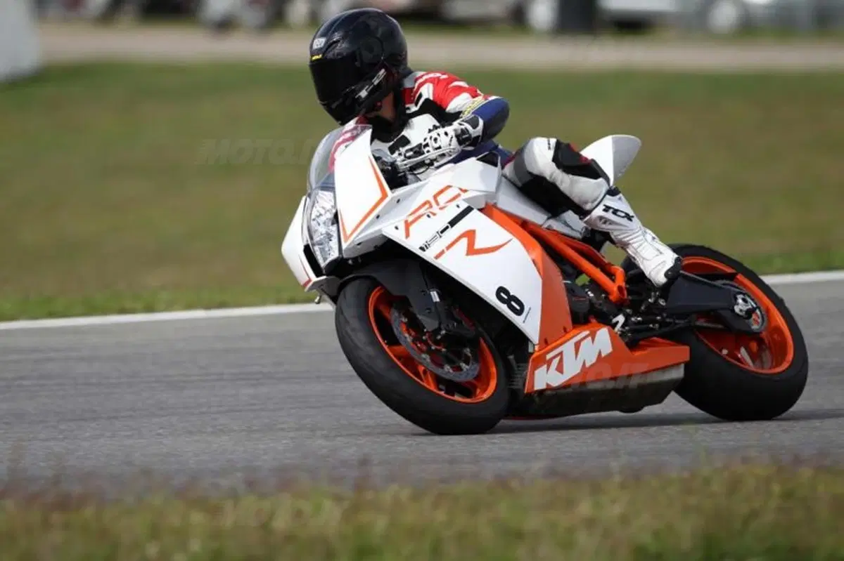 KTM RC8 Factory   (19)