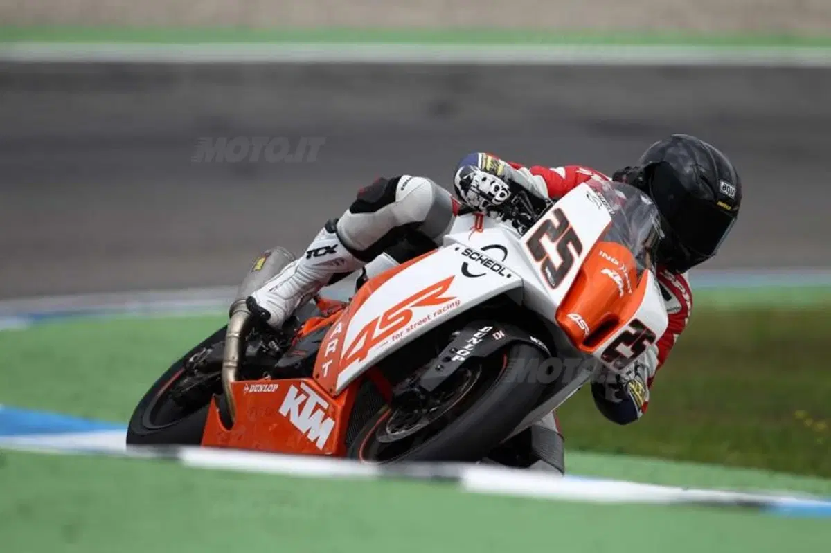 KTM RC8 Factory   (22)