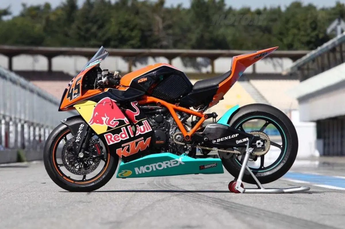 KTM RC8 Factory   (25)