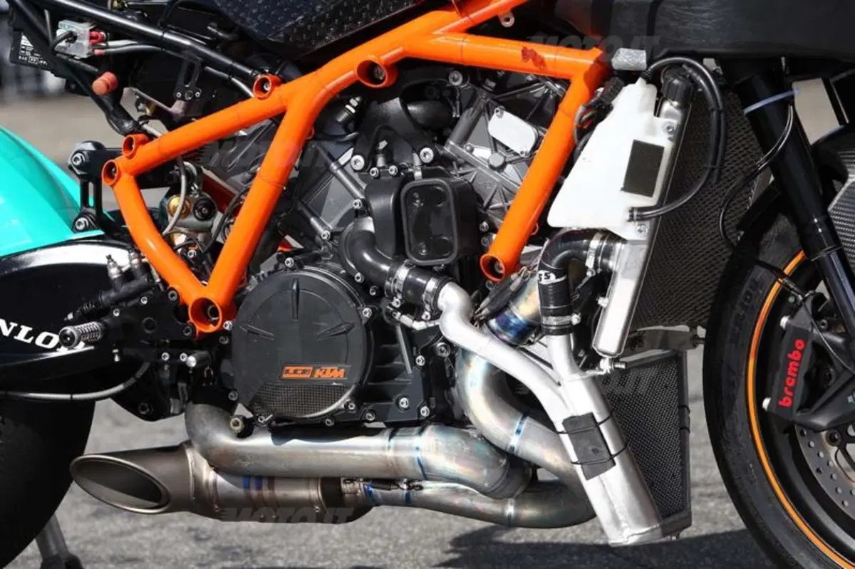 KTM RC8 Factory   (39)