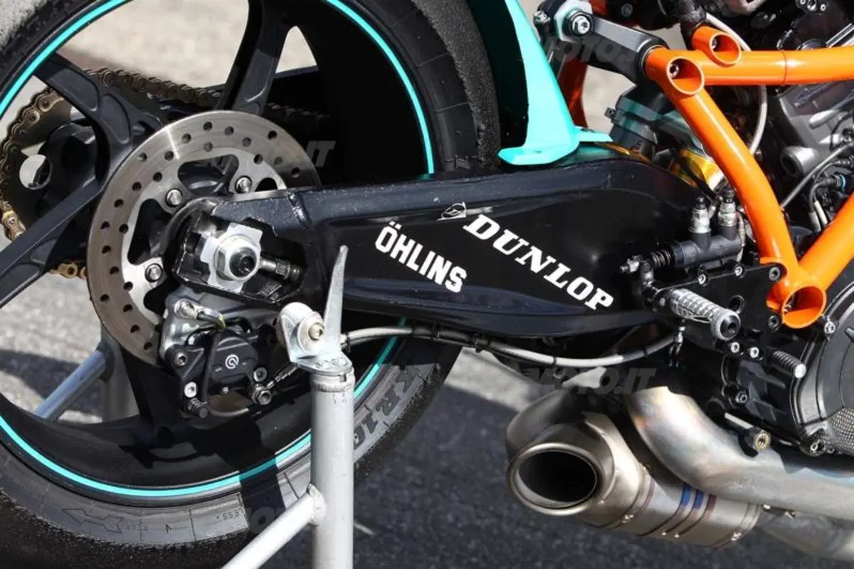 KTM RC8 Factory   (40)