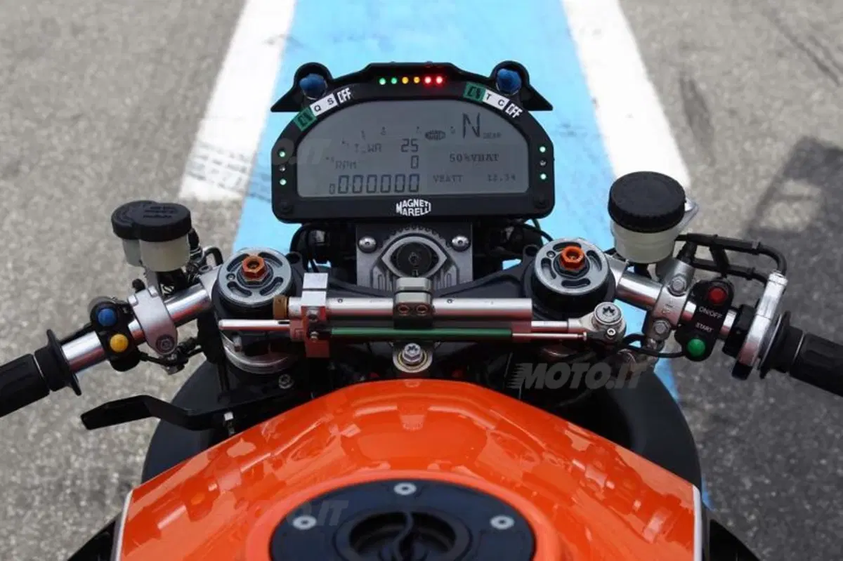 KTM RC8 Factory   (48)