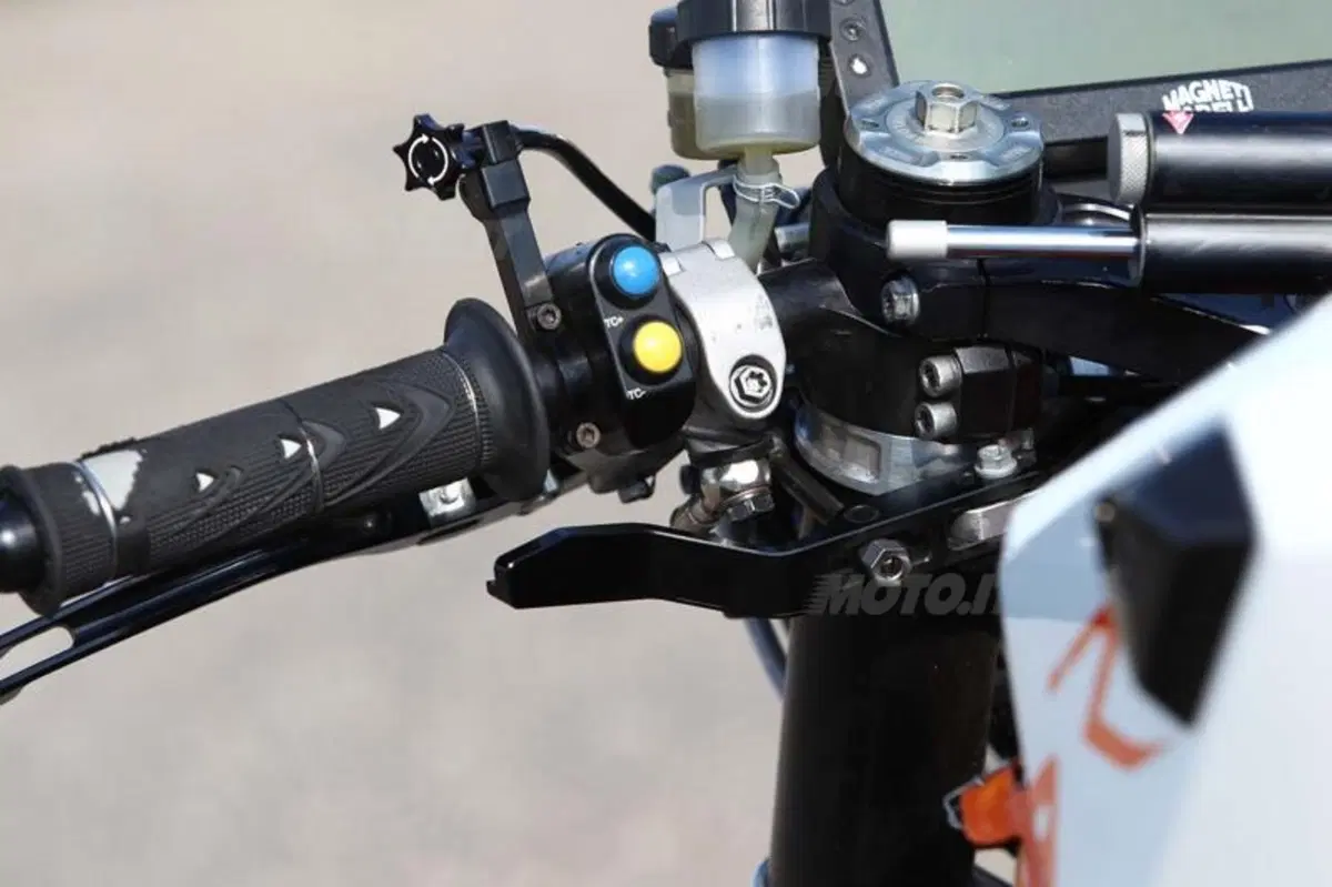 KTM RC8 Factory   (71)