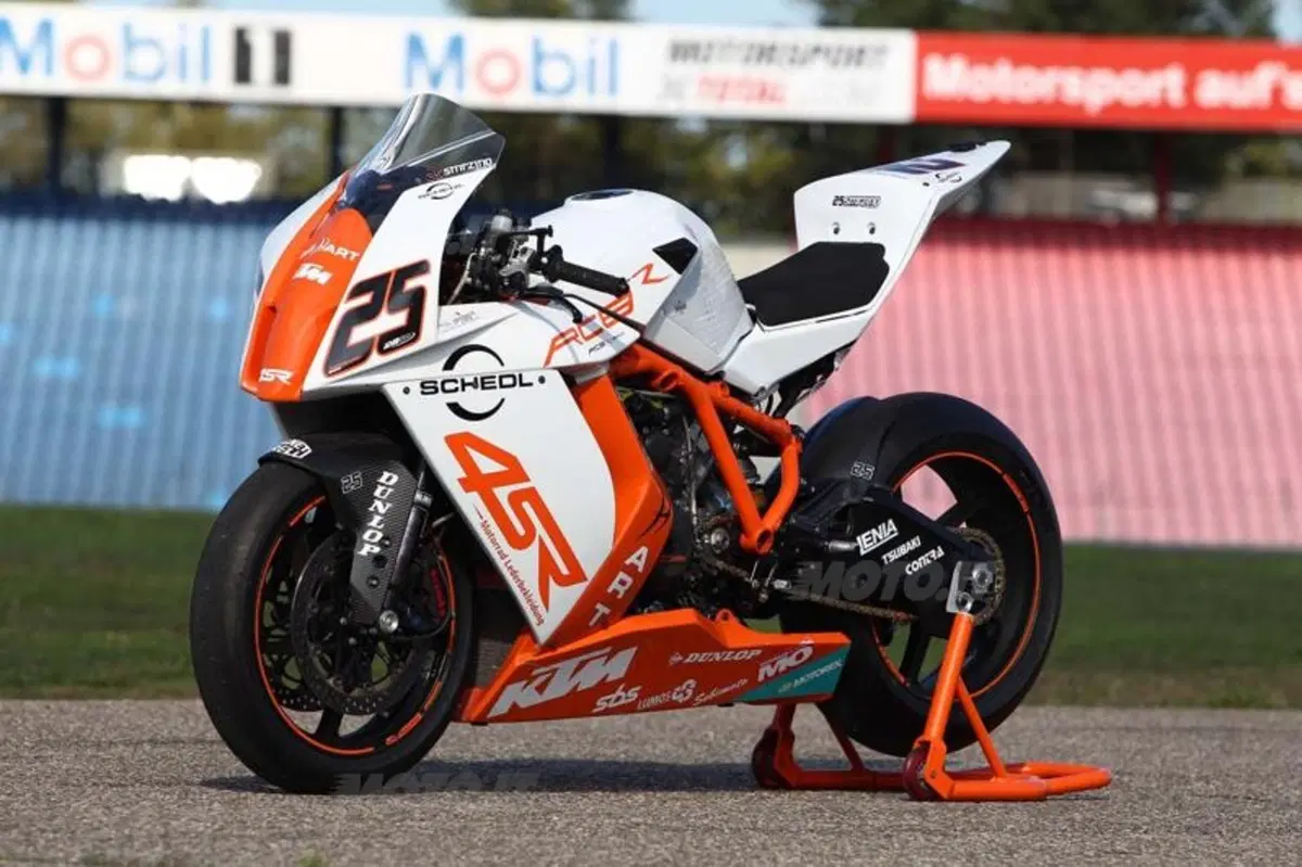 KTM RC8 Factory   (74)