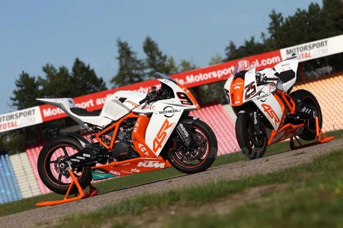 KTM RC8 Factory   (78)