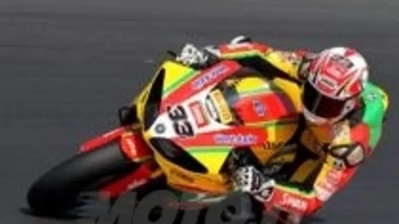 Hill precede Hopkins di soli 0,006 e vince il titolo British SBK 2011