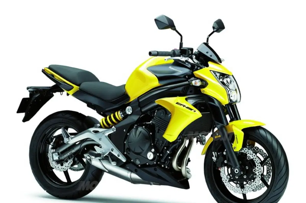 Nuove Kawasaki ER-6n e ER-6f 2012 (2)