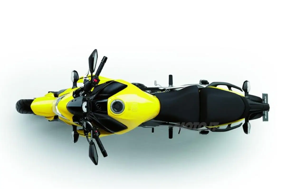 Nuove Kawasaki ER-6n e ER-6f 2012 (10)