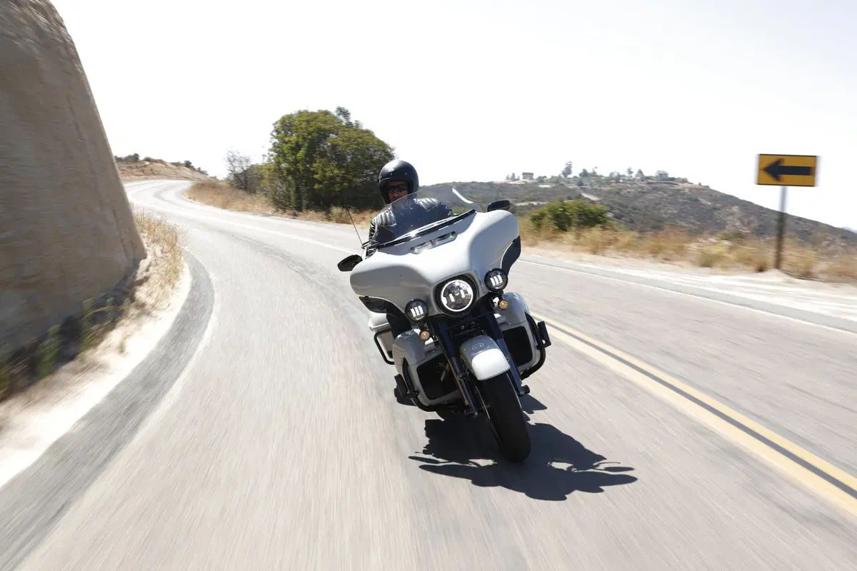 Harley Davidson, le novità Touring 2020, l'RDRS e H-D Connect