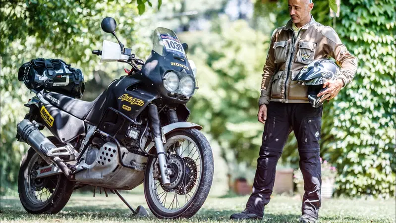 Honda Africa Twin 750 RD07: Test YoungTimer. L'ultima col V2