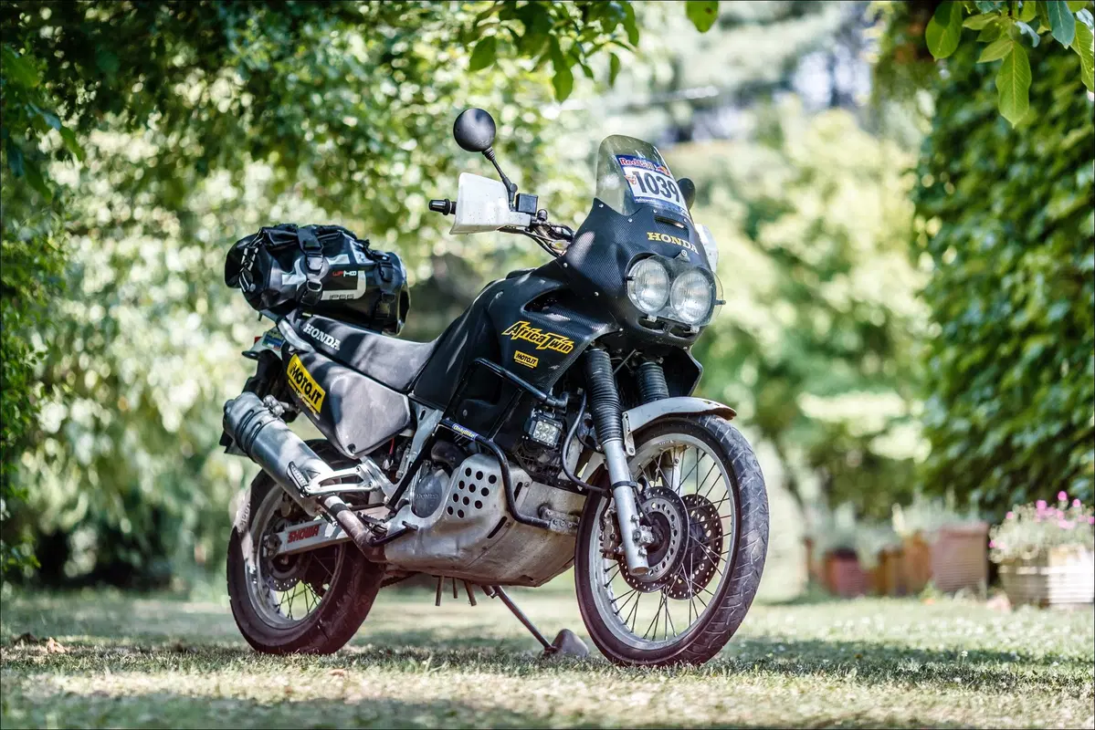 Honda Africa Twin 750 RD07: Test YoungTimer. L'ultima col V2 (3)