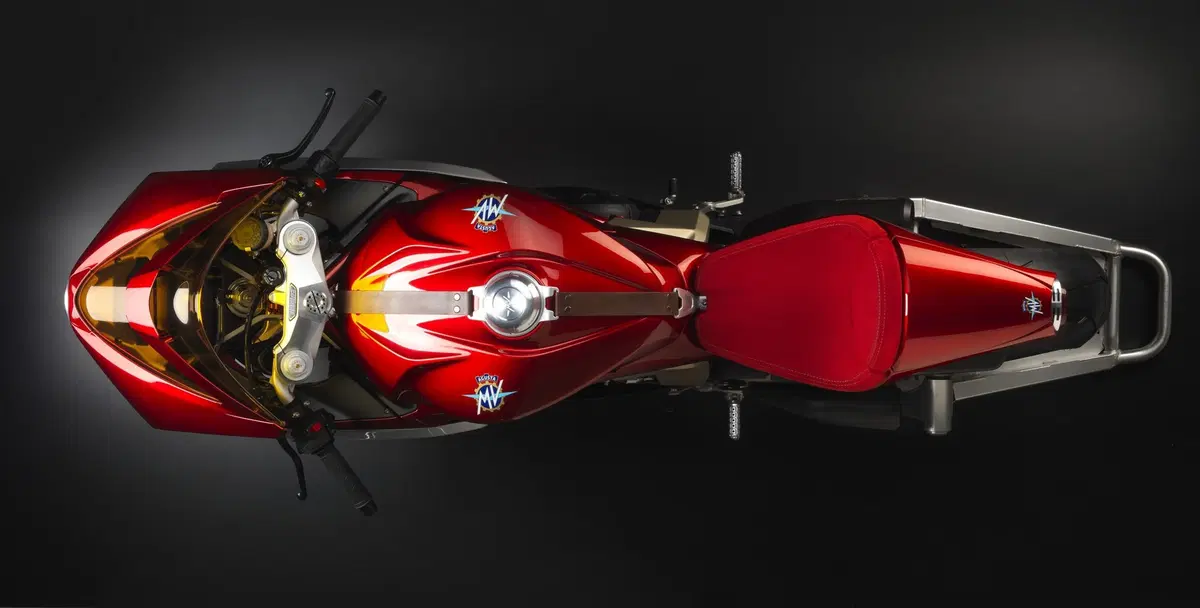 EICMA 2018: MV Agusta Superveloce 800, foto e dati (12)