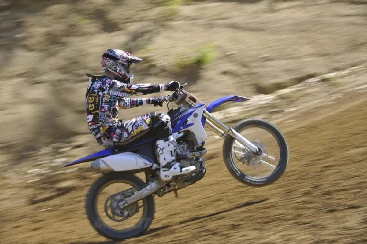 Yamaha YZ e WR 2012  (4)