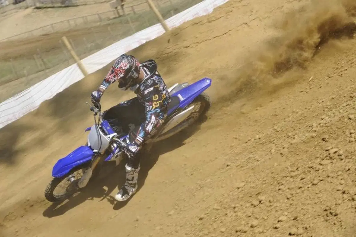 Yamaha YZ e WR 2012  (5)
