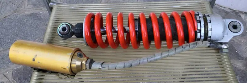 BMW R80GS 82/87 Monoammortizzatore Öhlins (2)