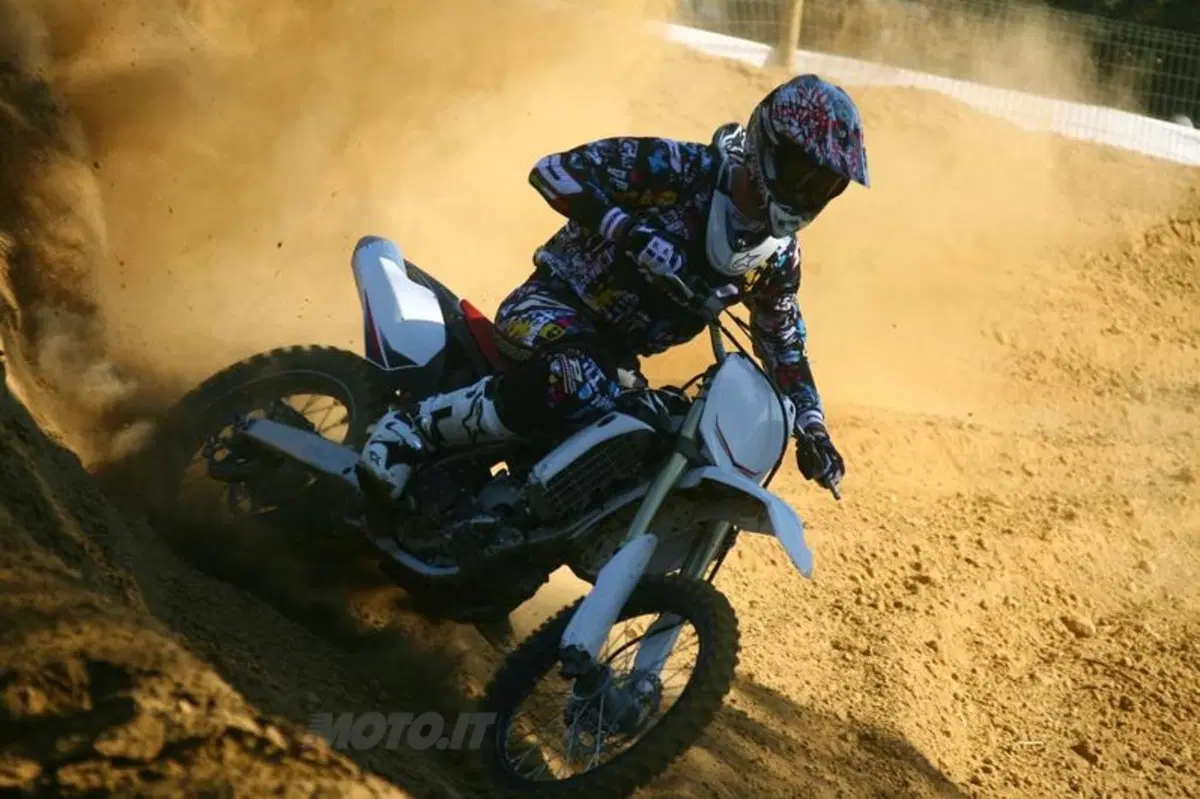 Yamaha YZ e WR 2012  (21)
