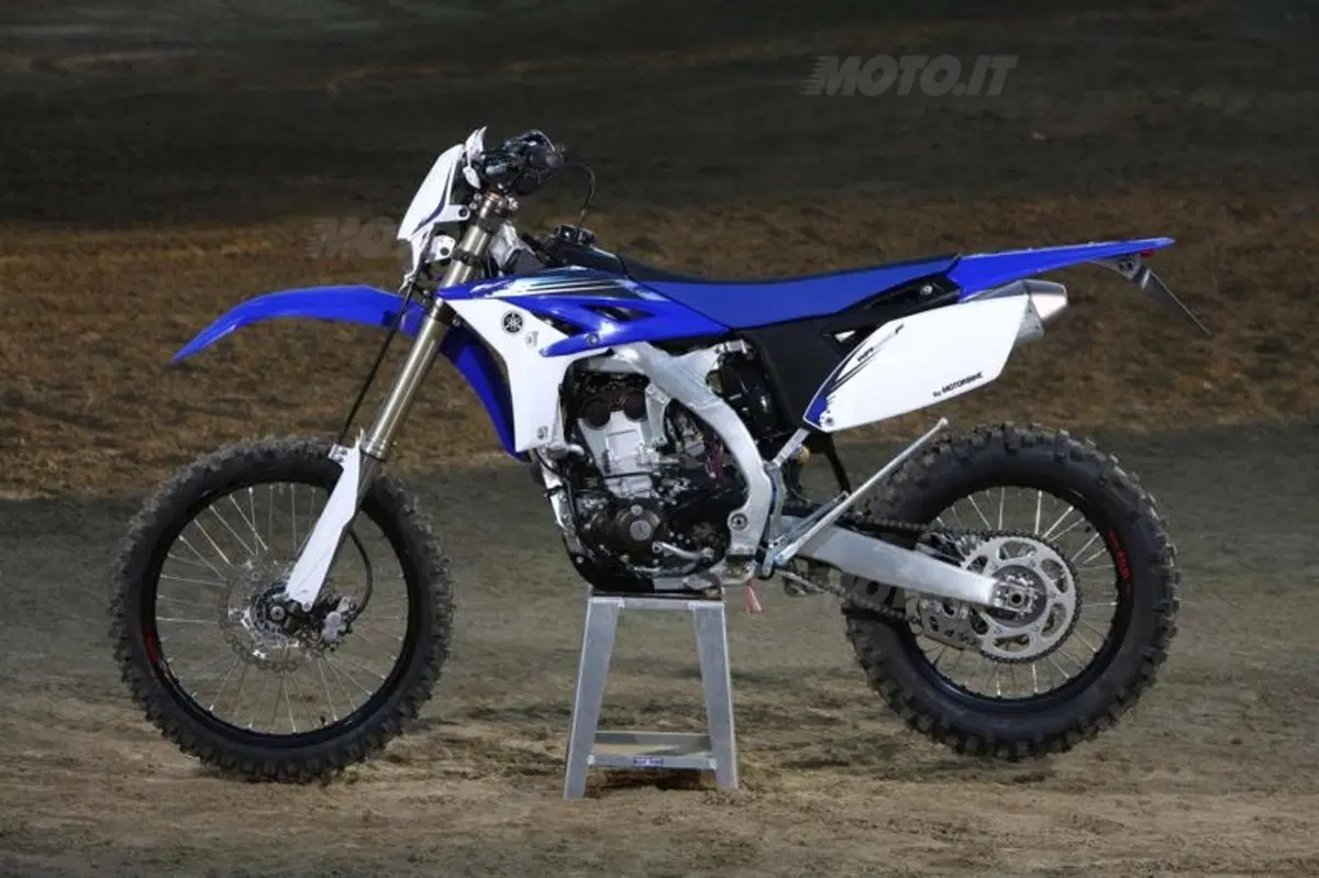 Yamaha YZ e WR 2012  (39)