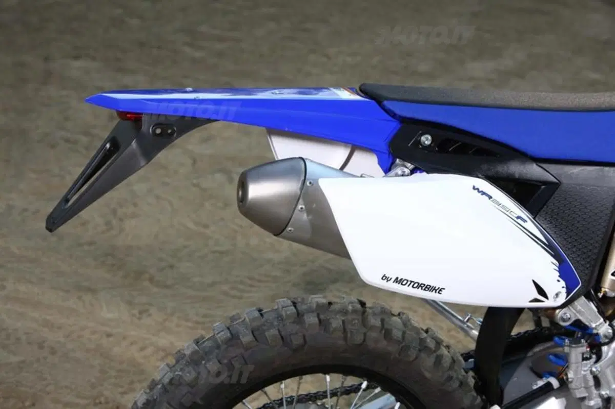 Yamaha YZ e WR 2012  (45)