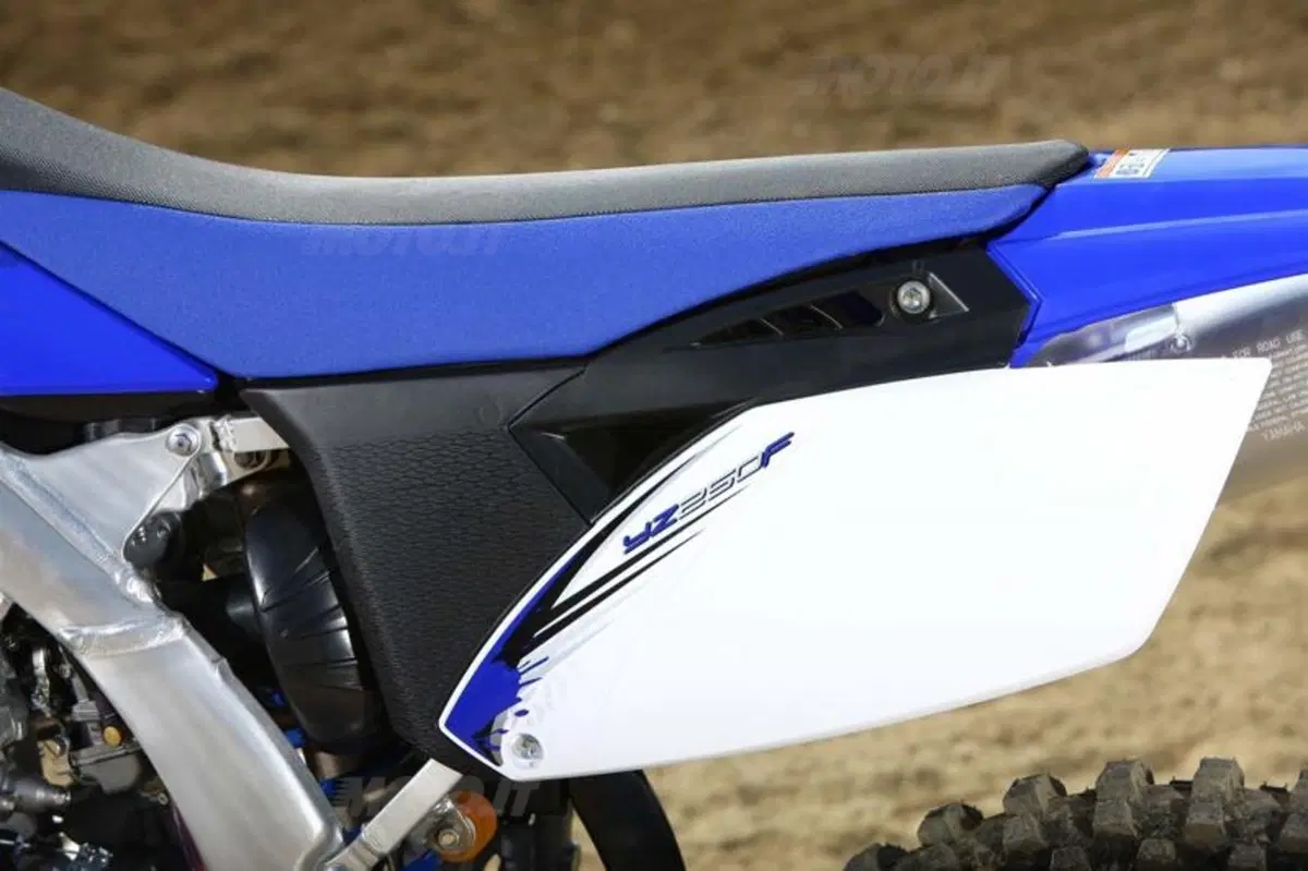 Yamaha YZ e WR 2012  (61)