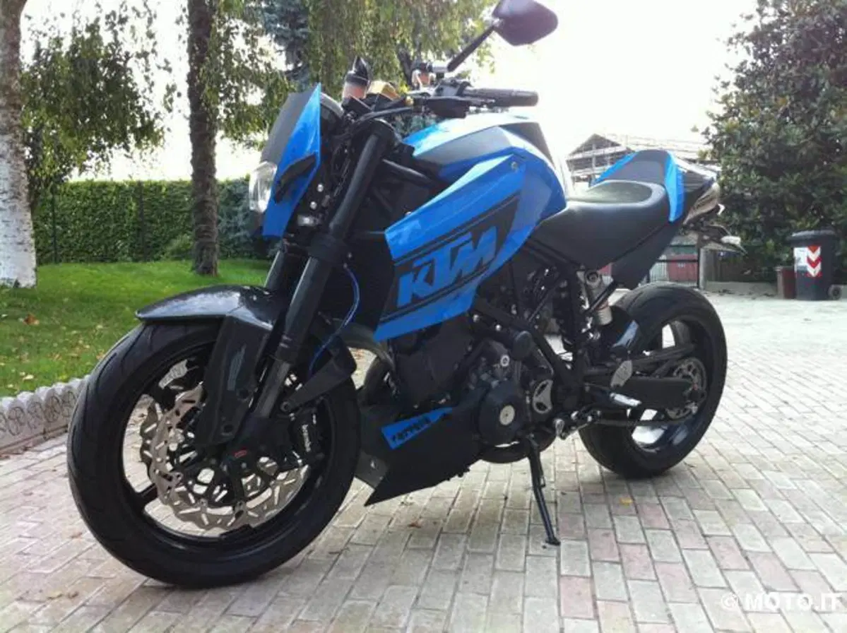 Le Strane di Moto.it: KTM 990 Super Duke (3)