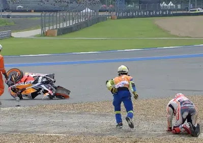 MotoGP, Thailandia: caduta di Marquez, niente di rotto