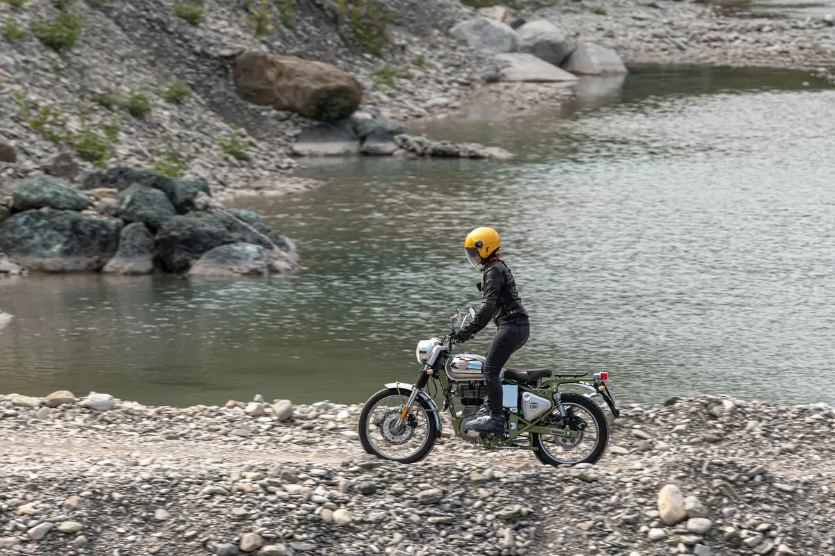 Royal Enfiel Bullet Trials 500, sei fuoristrada! (3)
