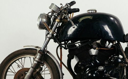 Egli-Vincent Black Shadow: la supermoto anni ’50 all’asta (3)