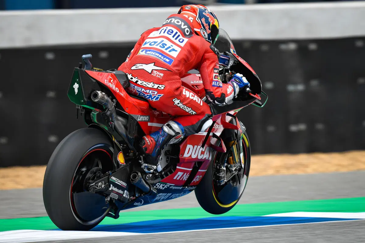MotoGP 2019 in Thailandia. Fabio Quartararo in pole position (7)
