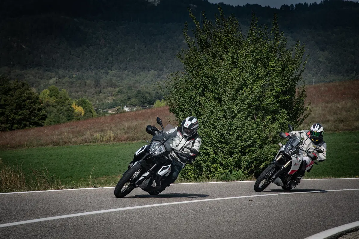 KTM 790 Adventure VS Yamaha Ténéré 700: SFIDA TOTALE! (3)