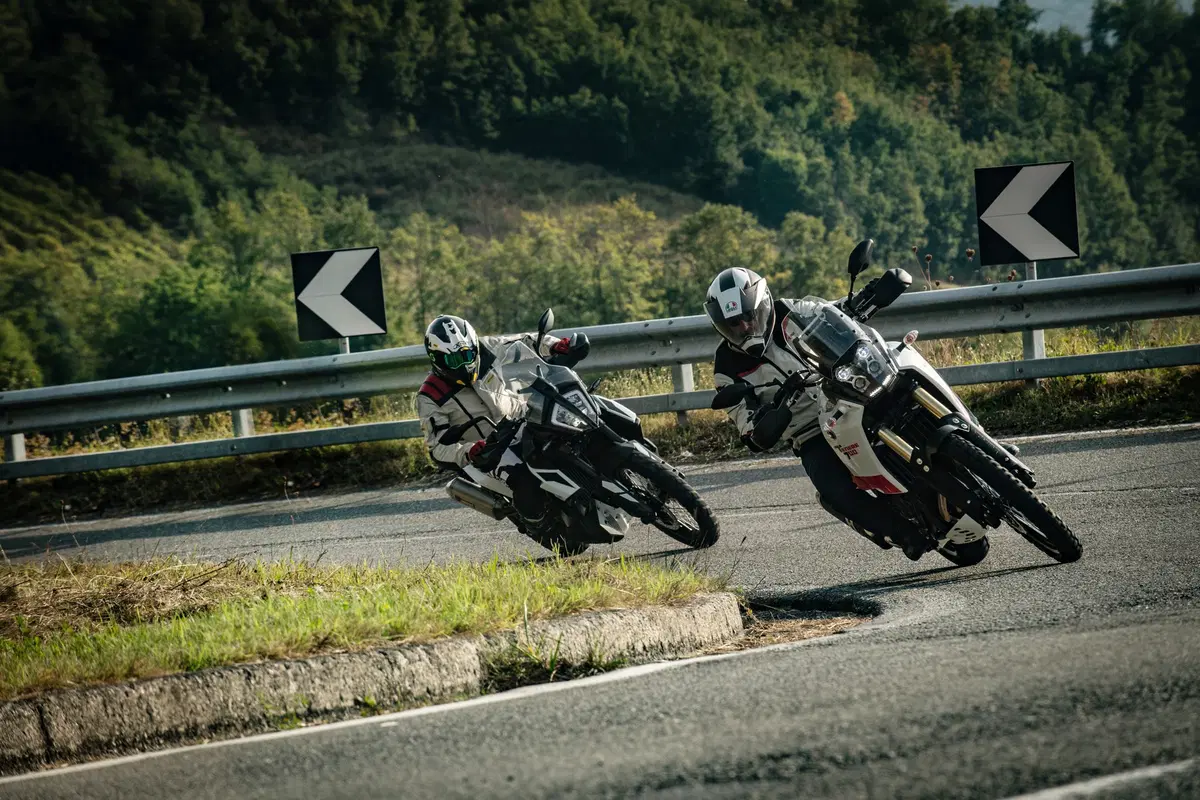 KTM 790 Adventure VS Yamaha Ténéré 700: SFIDA TOTALE! (4)