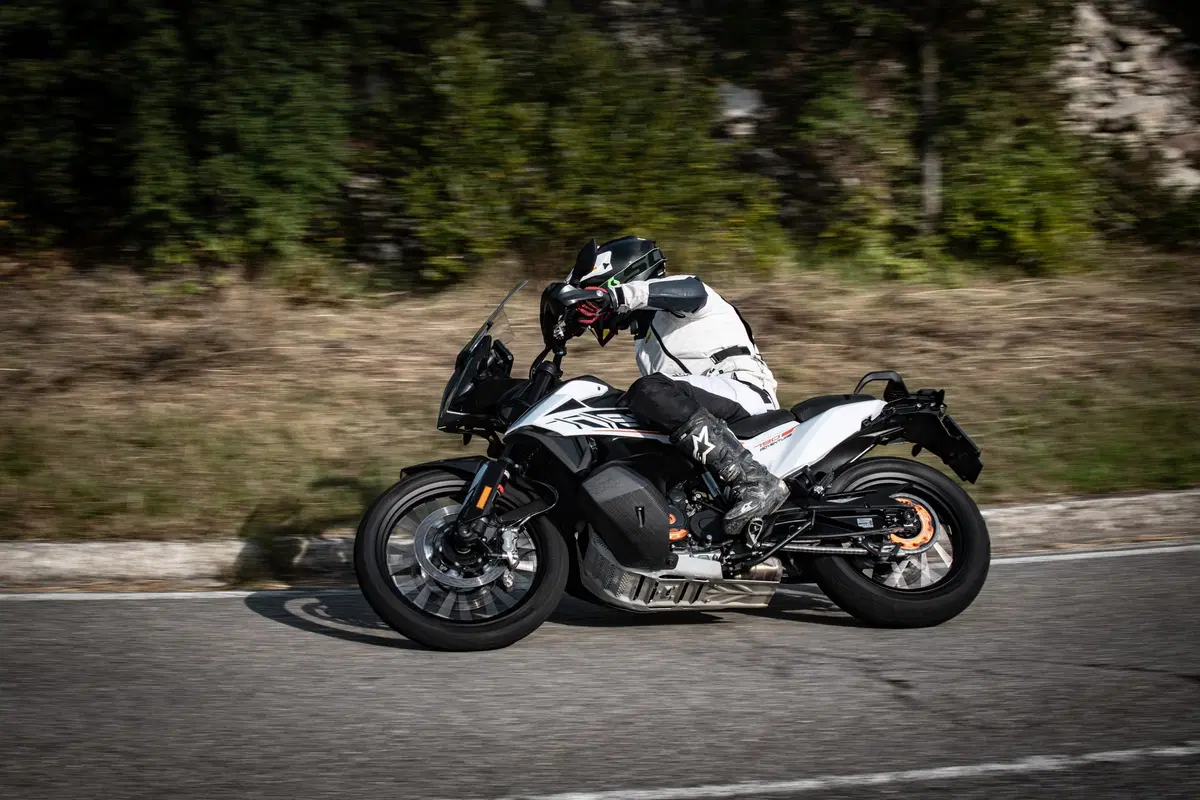 KTM 790 Adventure VS Yamaha Ténéré 700: SFIDA TOTALE! (3)