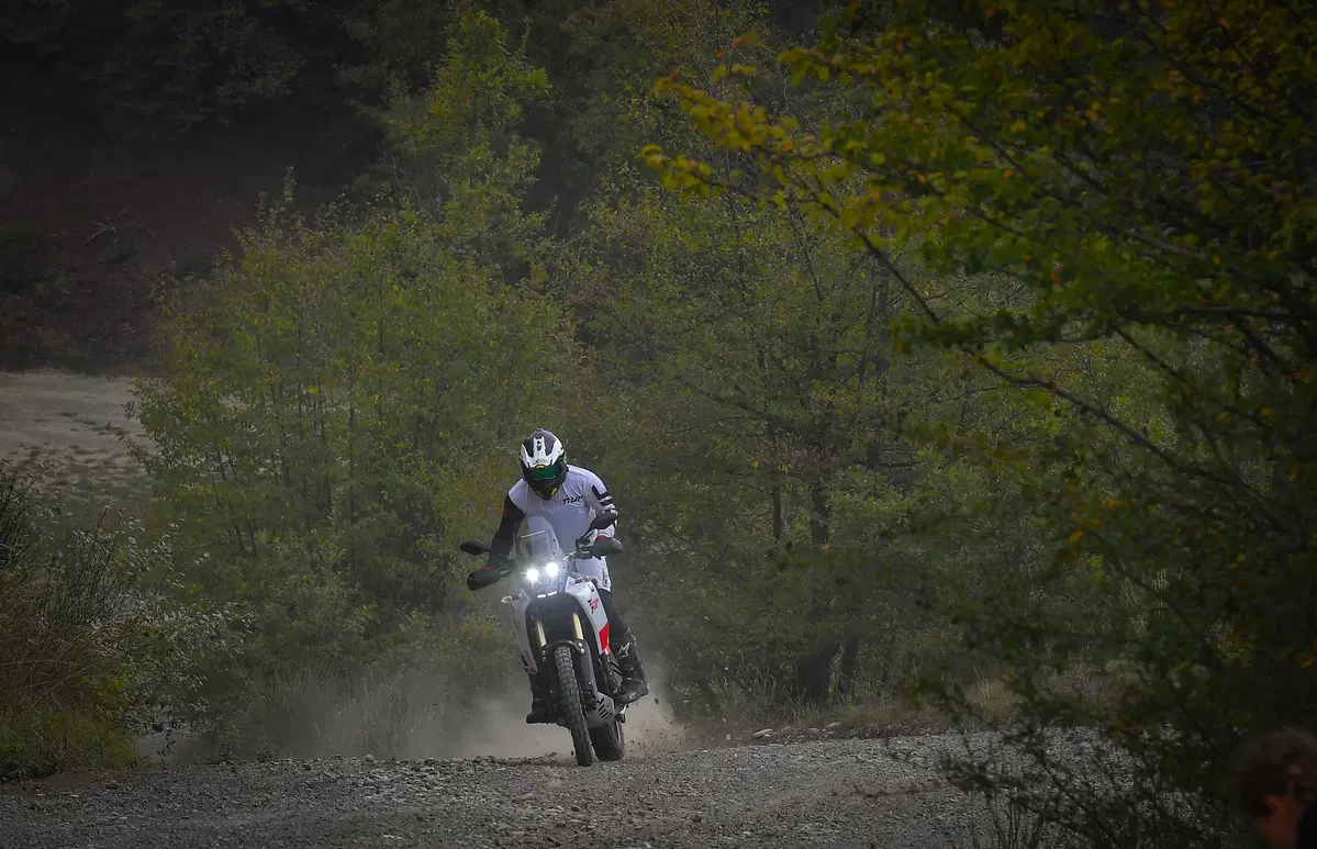 KTM 790 Adventure VS Yamaha Ténéré 700: SFIDA TOTALE! (4)