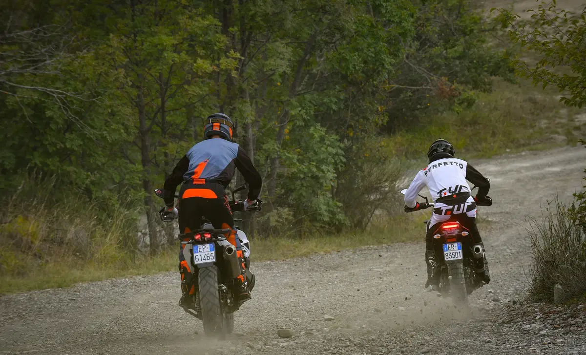 KTM 790 Adventure VS Yamaha Ténéré 700: SFIDA TOTALE! (3)