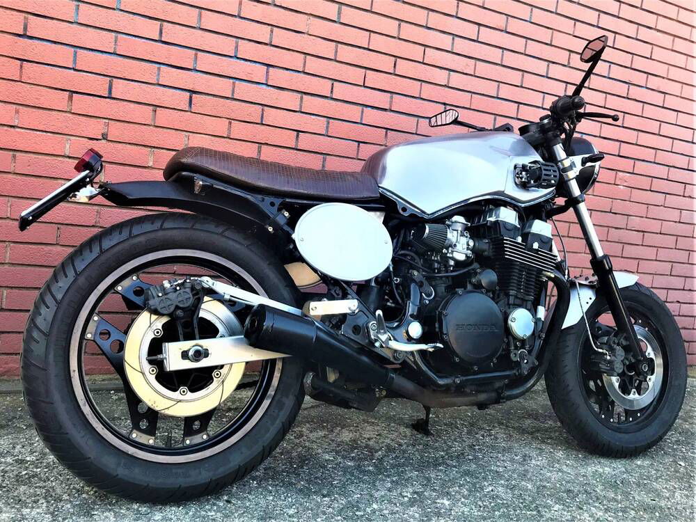 Honda CBX 750 F CAFE' RACE (4)