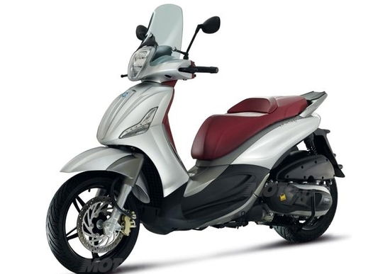 Piaggio Beverly SportTouring 350 con ABS/ASR