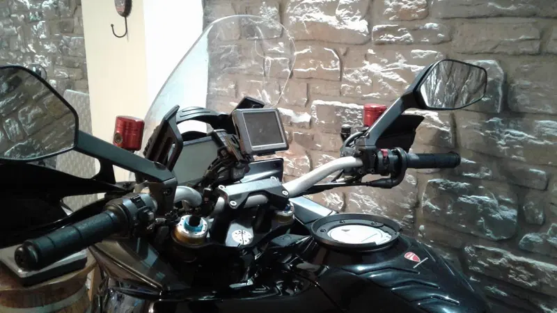 Ducati Multistrada 1200 S Sport (2010 - 12) (2)