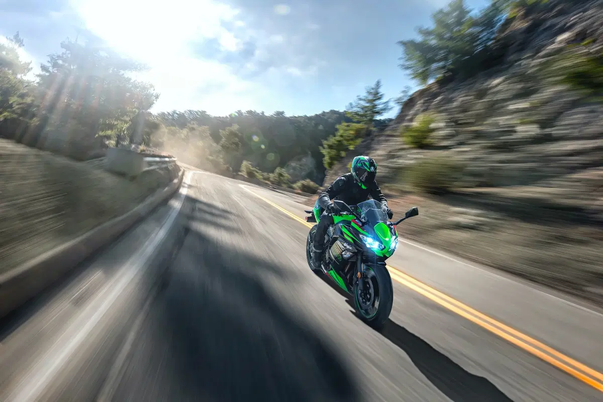 Nuova Kawasaki Ninja 650 2020. Più affilata e raffinata (2)