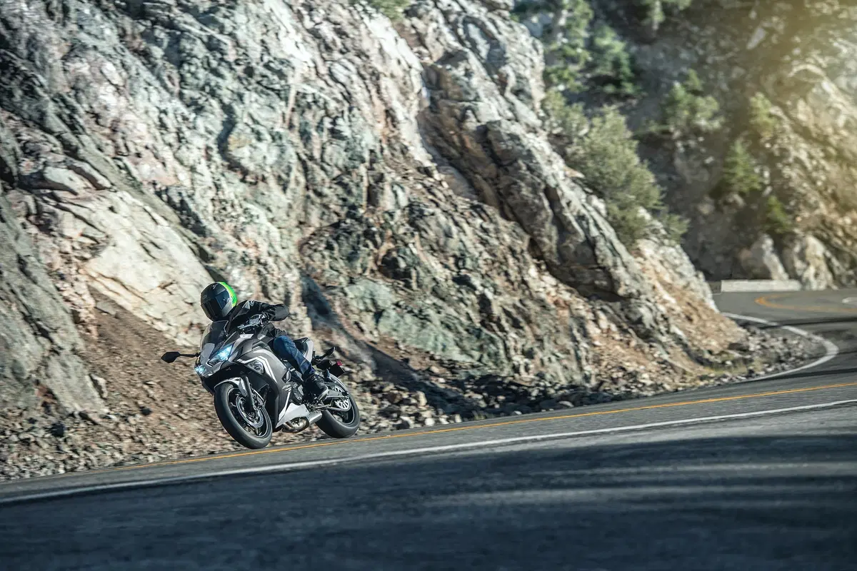 Nuova Kawasaki Ninja 650 2020. Più affilata e raffinata (8)