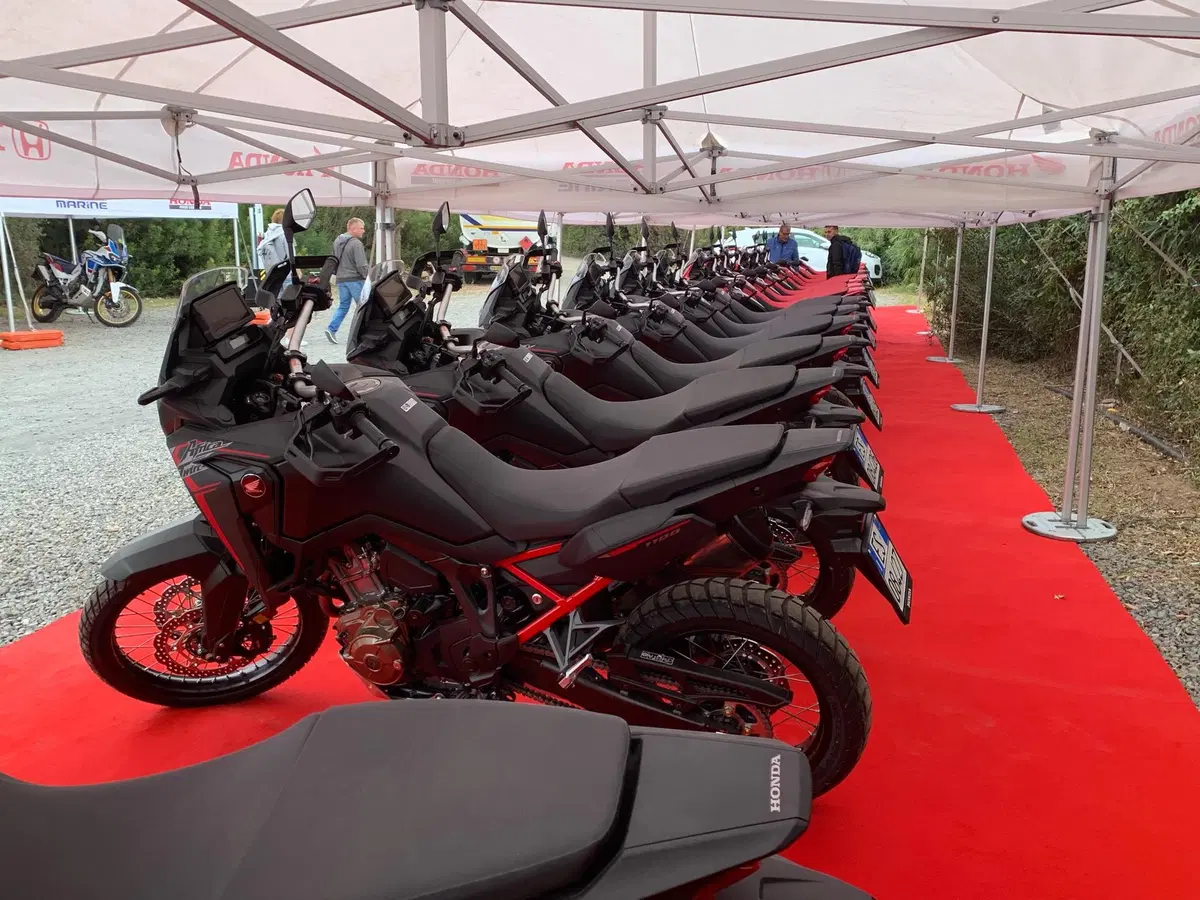 Nuova Honda Africa Twin CRF1100: i concessionari l'hanno provata. Ecco come va! (12)