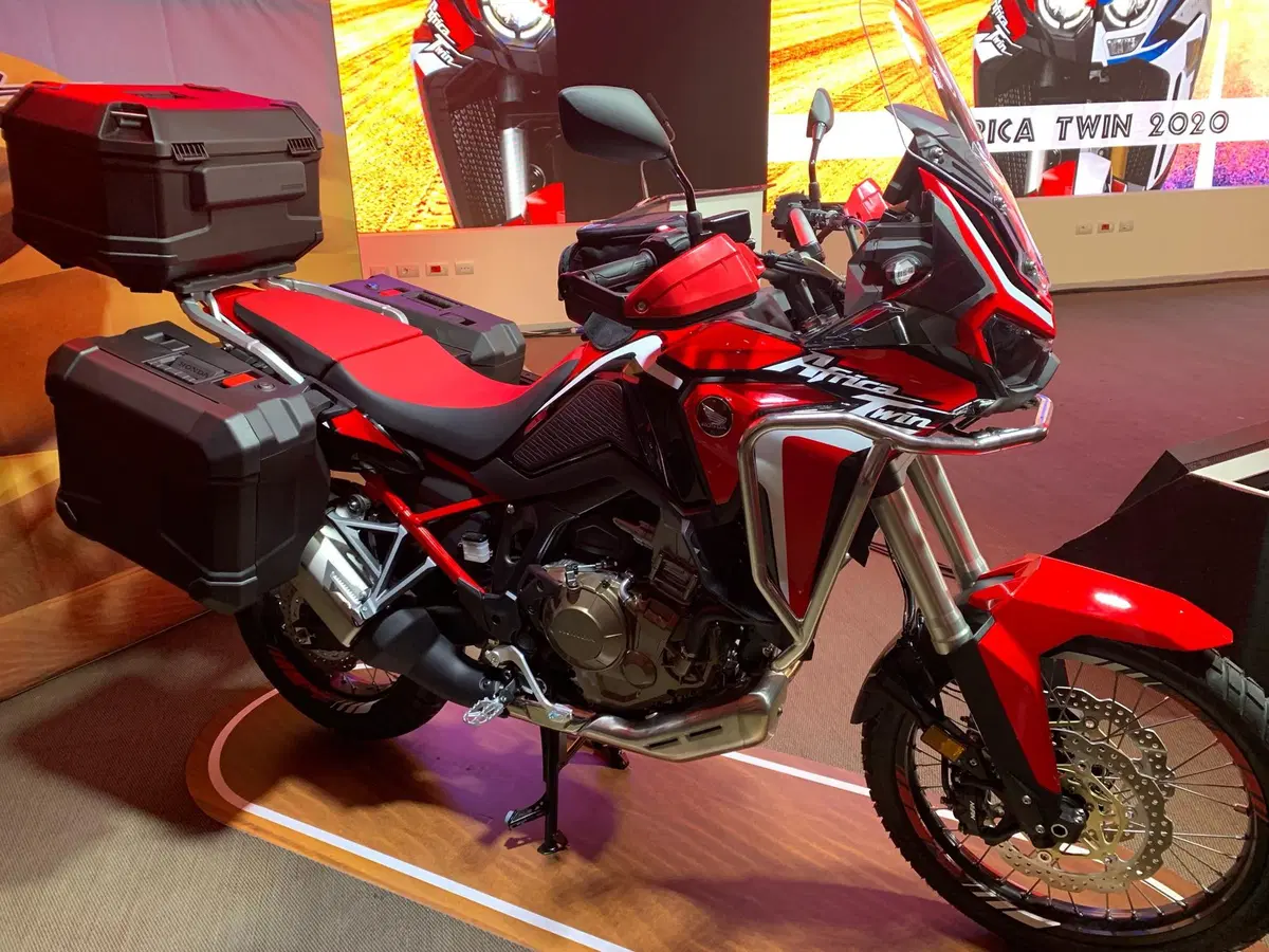 Nuova Honda Africa Twin CRF1100: i concessionari l'hanno provata. Ecco come va! (14)