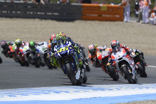 MotoGP. Le foto più spettacolari del GP di Spagna (3)