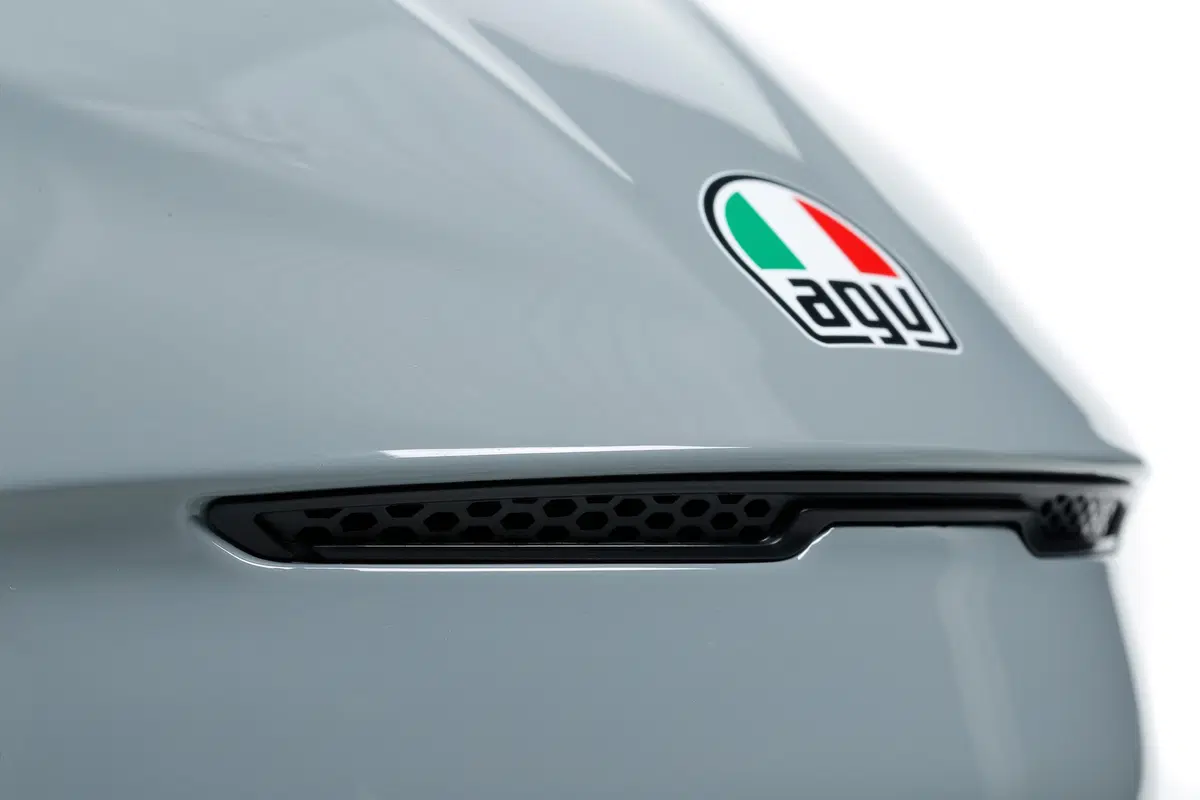 AGV K6: nuovo casco sport-touring  (11)