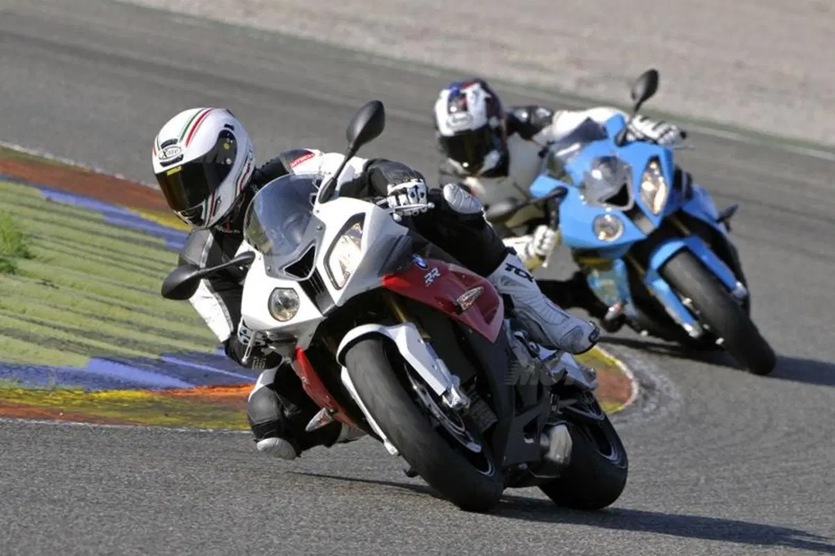 BMW S 1000 RR  (6)