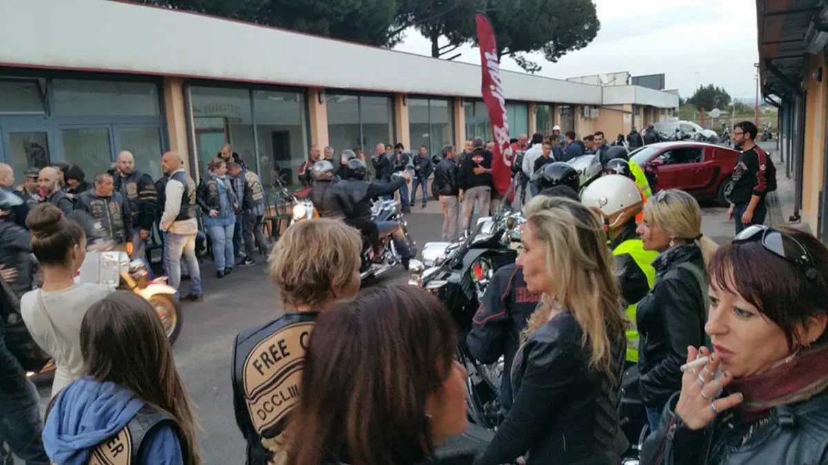 Indian a Roma: apre Custom Bros ed è subito successo! (3)