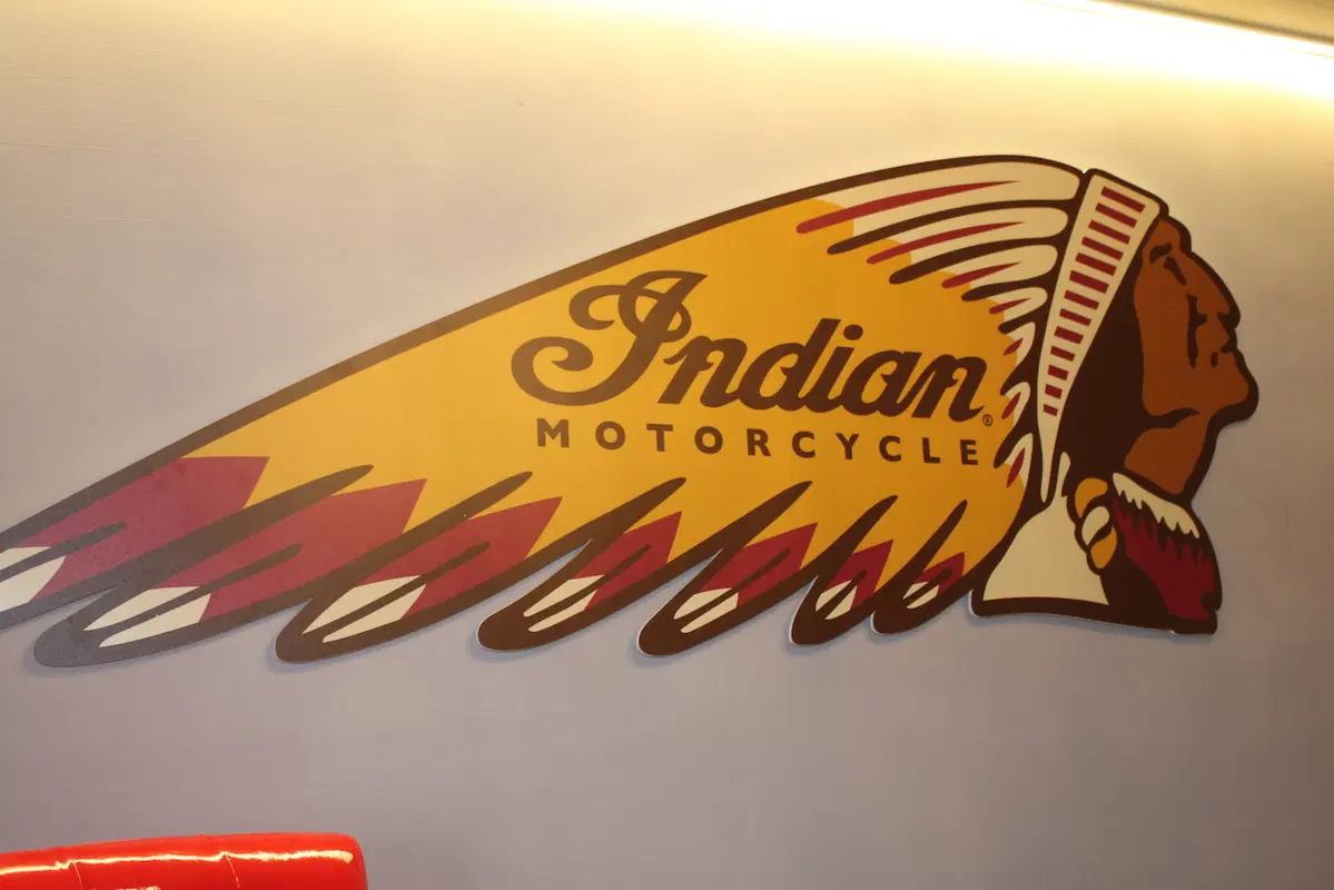 Indian a Roma: apre Custom Bros ed è subito successo! (15)