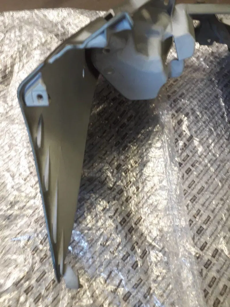SCUDO ANTERIORE NEW PIAGGIO MP3 VERDE OPACO (9)