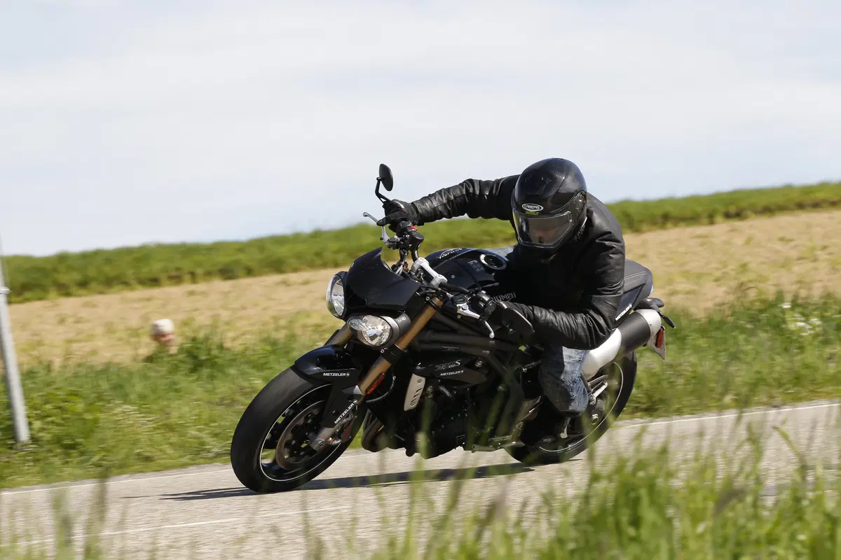 Metzeler Roadtec 01: ancora più efficace sul bagnato