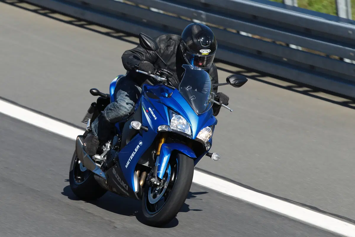 Metzeler Roadtec 01: ancora più efficace sul bagnato (6)